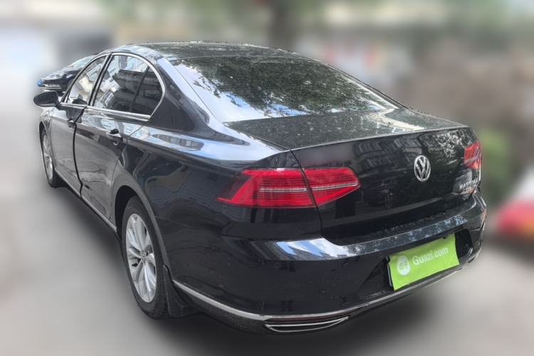 Used Volkswagen Magotan 2017 330TSI DSG Luxury Model Rear Left 45 Deg