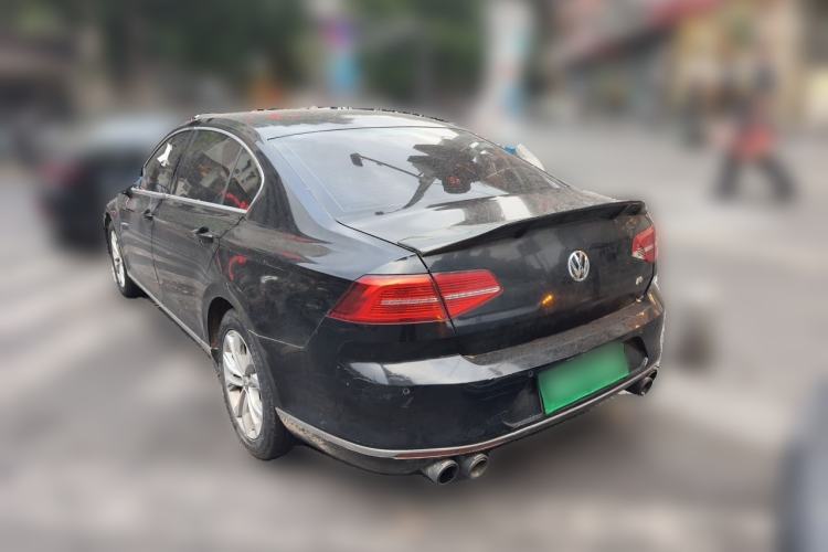 Used Volkswagen Magotan 2017 330TSI DSG Luxury Model Rear Left 45 Deg