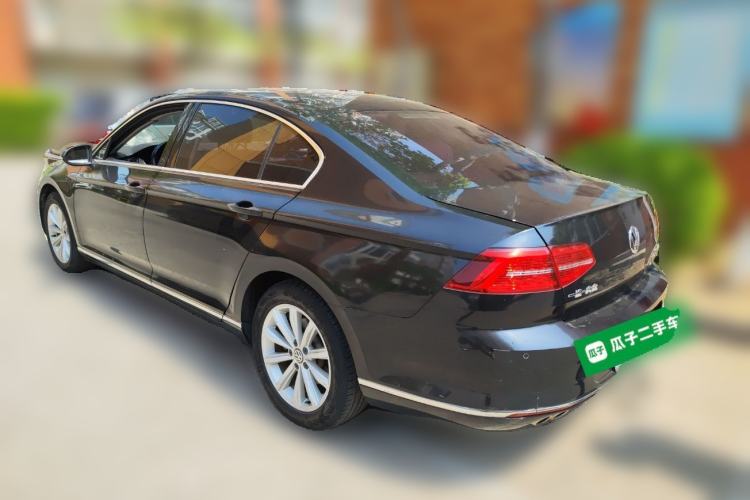 Used Volkswagen Magotan 2017 330TSI DSG Leading Model Rear Left 45 Deg