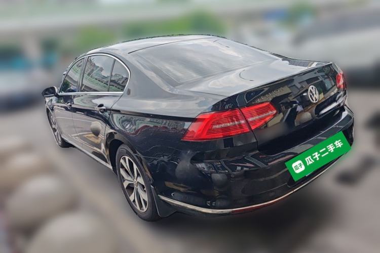 Used Volkswagen Magotan 2017 330TSI DSG Leading Model Rear Left 45 Deg