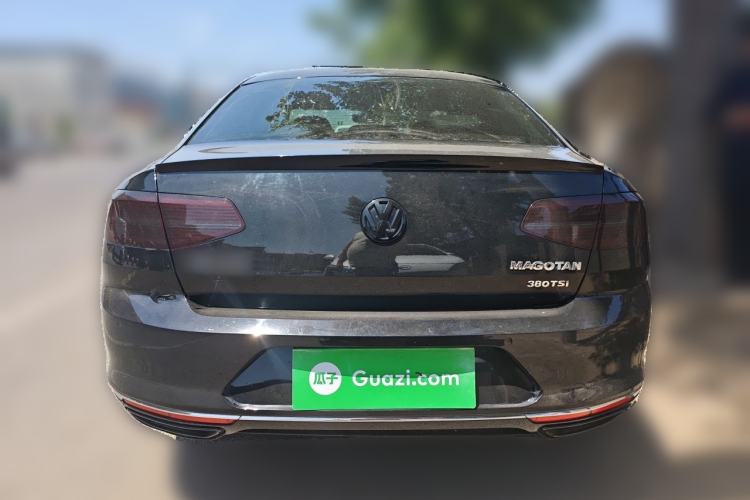Used Volkswagen Magotan 2017 330TSI DSG Luxury Model Rear