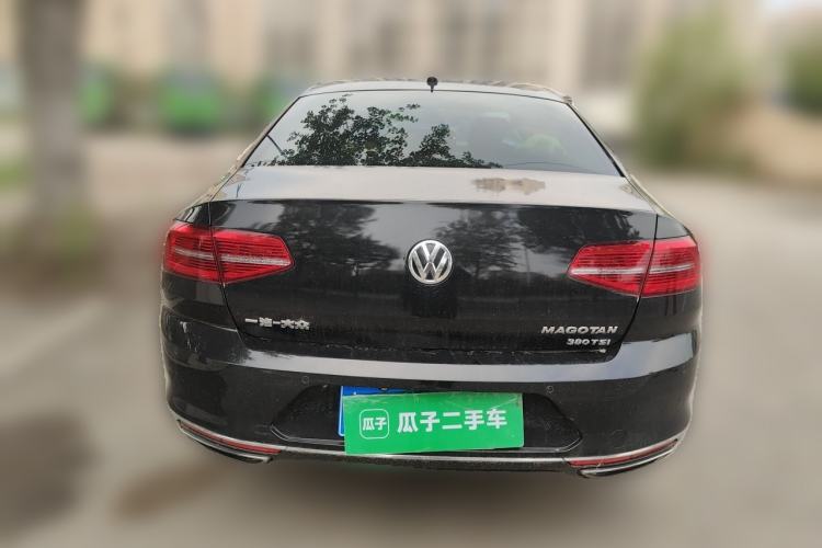 Used Volkswagen Magotan 2017 380TSI DSG Prestige Edition Rear