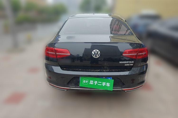 Used Volkswagen Magotan 2017 330TSI DSG Luxury Model Rear
