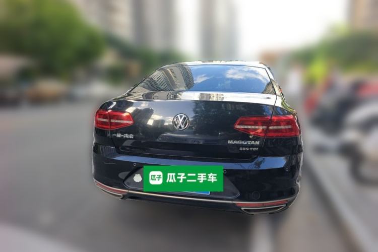 Used Volkswagen Magotan 2017 330TSI DSG Luxury Model Rear