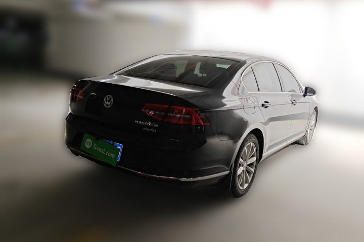 Used Volkswagen Magotan 2017 330TSI DSG Leading Model Rear Right 45 Deg