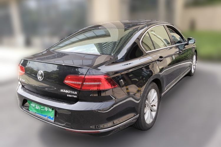 Used Volkswagen Magotan 2017 330TSI DSG Leading Model Rear Right 45 Deg