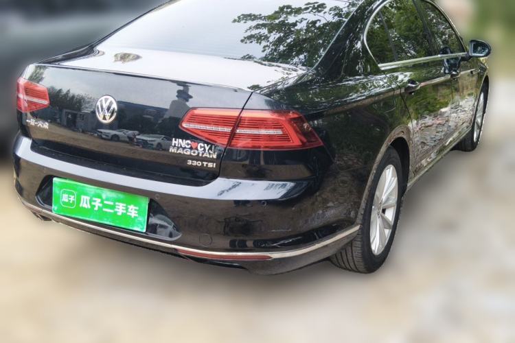 Used Volkswagen Magotan 2017 330TSI DSG Leading Model Rear Right 45 Deg