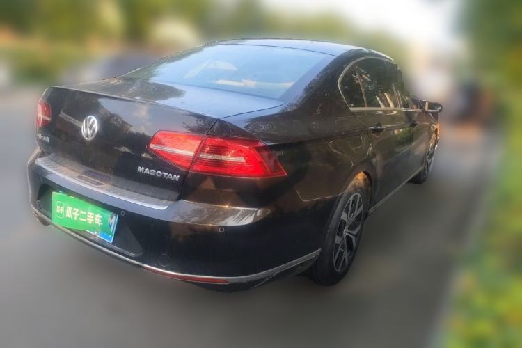 Used Volkswagen Magotan 2017 280TSI DSG Comfort Model Rear Right 45 Deg