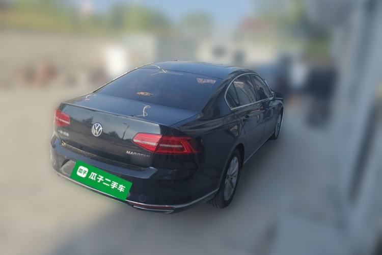 Used Volkswagen Magotan 2017 330TSI DSG Luxury Model Rear Right 45 Deg