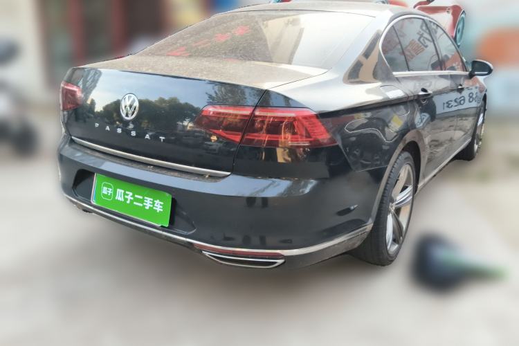 Used Volkswagen Magotan 2017 330TSI DSG Leading Model Rear Right 45 Deg