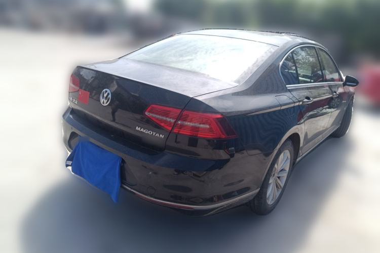 Used Volkswagen Magotan 2017 330TSI DSG Leading Model Rear Right 45 Deg