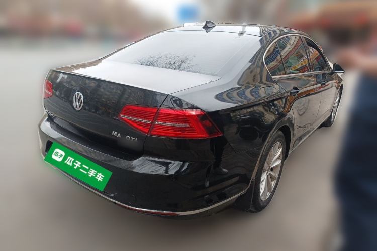 Used Volkswagen Magotan 2017 280TSI DSG Leading Edition Rear Right 45 Deg