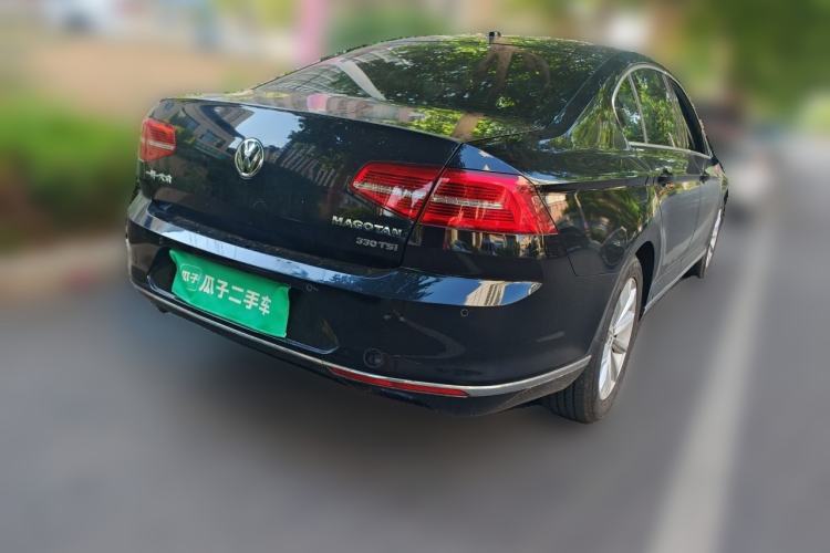 Used Volkswagen Magotan 2017 330TSI DSG Leading Model Rear Right 45 Deg