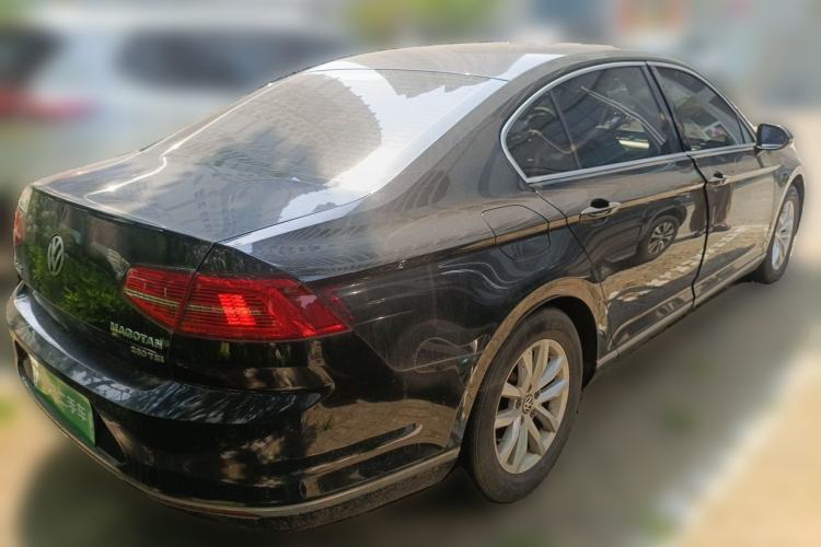 Used Volkswagen Magotan 2017 280TSI DSG Comfort Model Rear Right 45 Deg