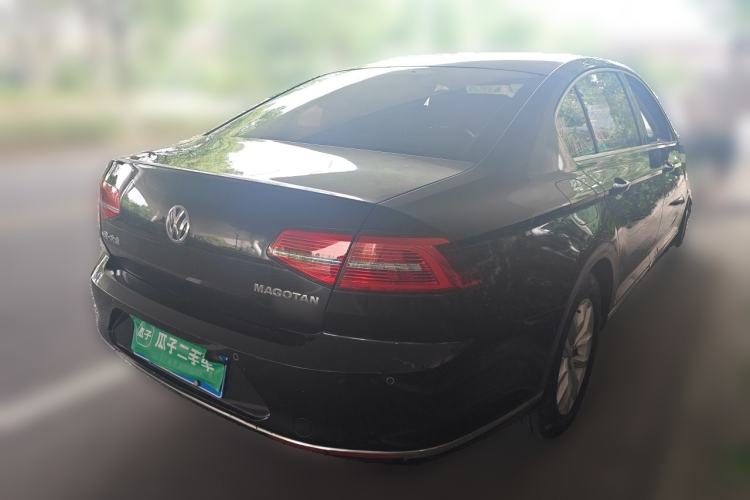 Used Volkswagen Magotan 2017 280TSI DSG Comfort Model Rear Right 45 Deg