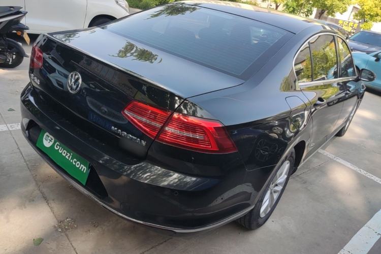 Used Volkswagen Magotan 2017 330TSI DSG Comfort Model Rear Right 45 Deg