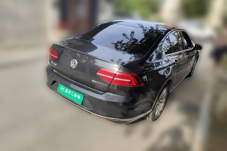 Used Volkswagen Magotan 2017 330TSI DSG Luxury Model Rear Right 45 Deg