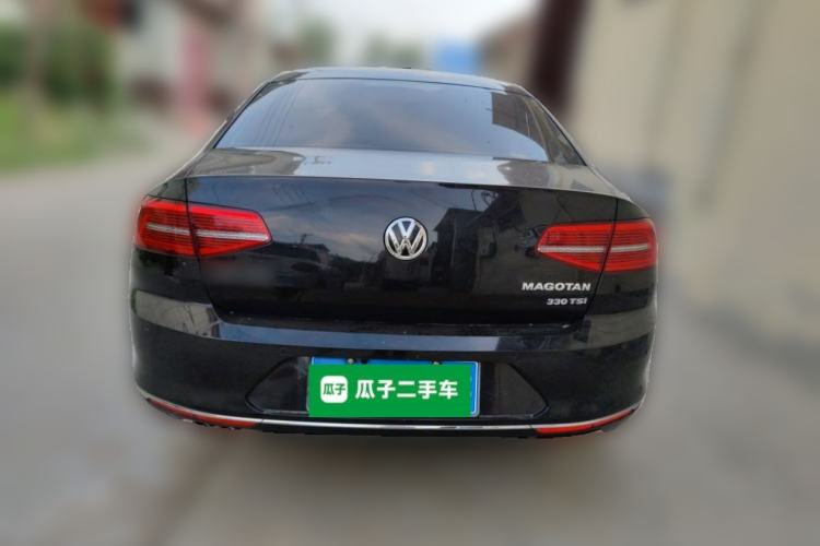 Used Volkswagen Magotan 2017 330TSI DSG Leading Model Rear