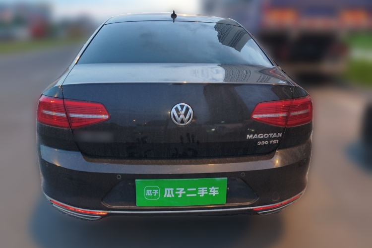 Used Volkswagen Magotan 2017 330TSI DSG Luxury Model Rear