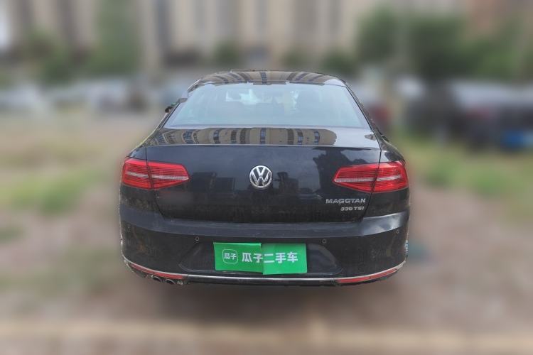 Used Volkswagen Magotan 2017 330TSI DSG Comfort Model Rear