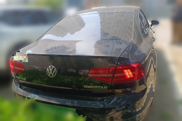 Used Volkswagen Magotan 2017 280TSI DSG Comfort Model Rear