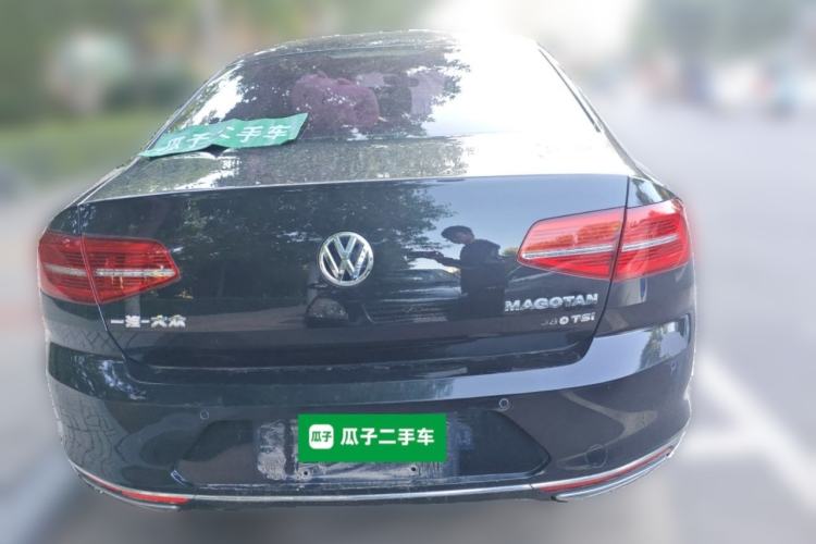 Used Volkswagen Magotan 2017 330TSI DSG Luxury Model Rear