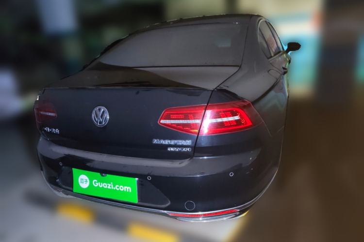 Used Volkswagen Magotan 2017 330TSI DSG Luxury Model Rear