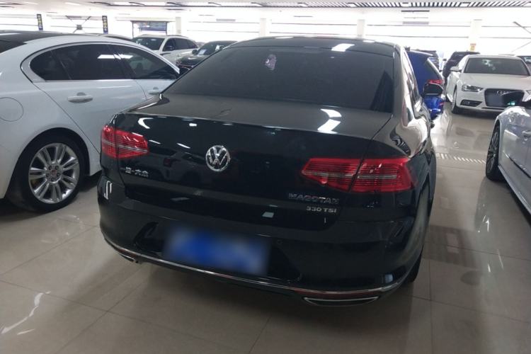 Used Volkswagen Magotan 2017 330TSI DSG Luxury Model Rear