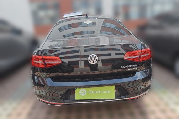 Used Volkswagen Magotan 2017 380TSI DSG Flagship Edition Rear