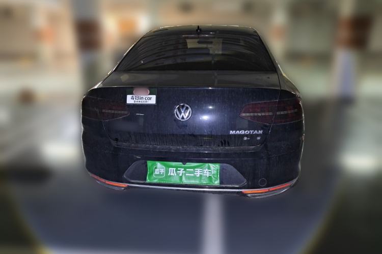 Used Volkswagen Magotan 2017 330TSI DSG Luxury Model Rear
