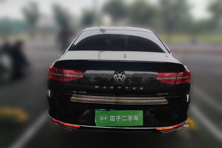 Used Volkswagen Magotan 2017 330TSI DSG Luxury Model Rear