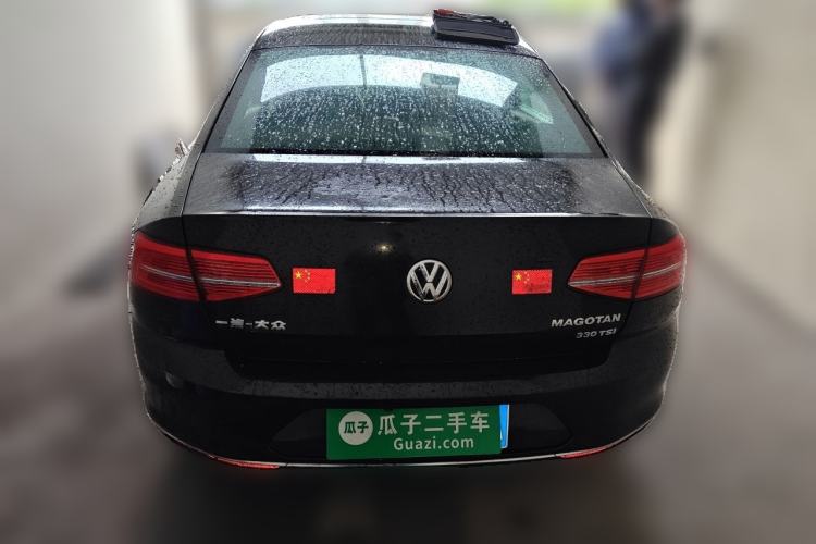 Used Volkswagen Magotan 2017 330TSI DSG Leading Model Rear