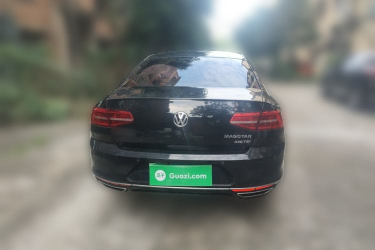 Used Volkswagen Magotan 2017 330TSI DSG Luxury Model Rear