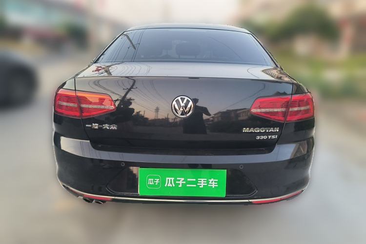 Used Volkswagen Magotan 2017 330TSI DSG Leading Model Rear