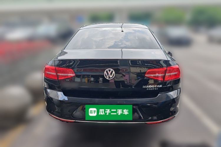Used Volkswagen Magotan 2017 330TSI DSG Leading Model Rear