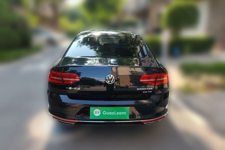 Used Volkswagen Magotan 2017 330TSI DSG Luxury Model Rear