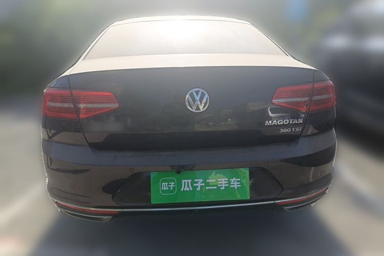 Used Volkswagen Magotan 2017 380TSI DSG Luxury Model Rear