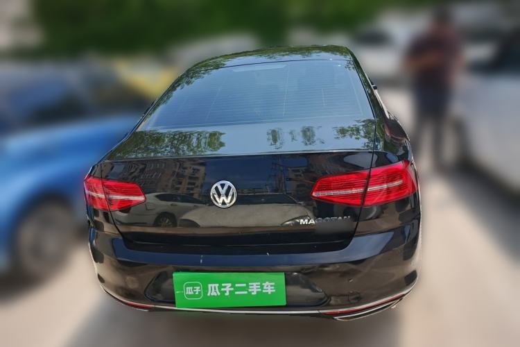 Used Volkswagen Magotan 2017 330TSI DSG Luxury Model Rear