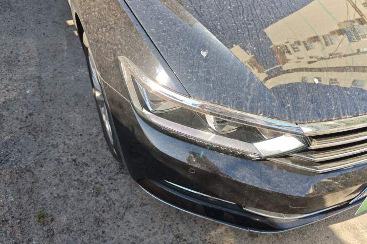 Used Volkswagen Magotan 2017 330TSI DSG Luxury Model Right Front Headlight