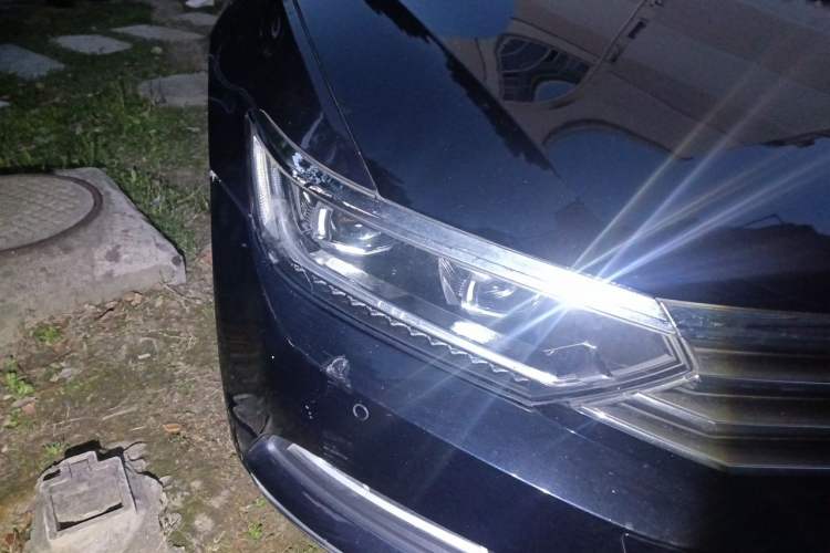 Used Volkswagen Magotan 2017 330TSI DSG Leading Model Right Front Headlight
