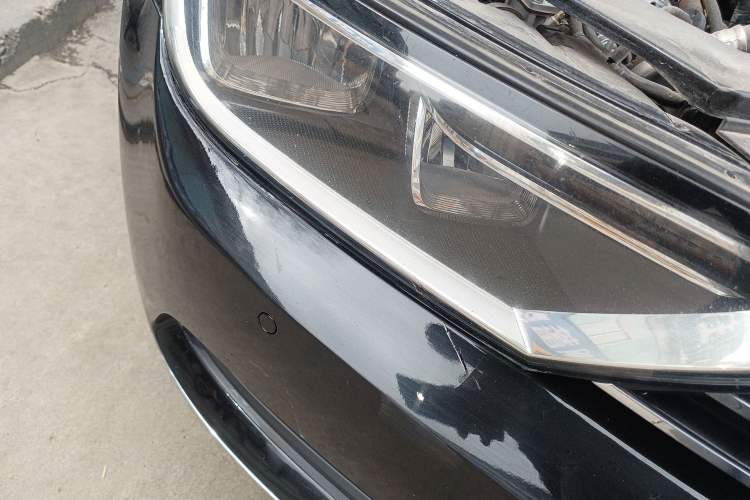 Used Volkswagen Magotan 2017 280TSI DSG Leading Edition Right Front Headlight