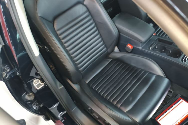 Used Volkswagen Magotan 2017 330TSI DSG Leading Model Right Front Seat