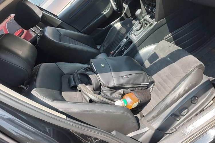 Used Volkswagen Magotan 2017 380TSI DSG Luxury Model Right Front Seat