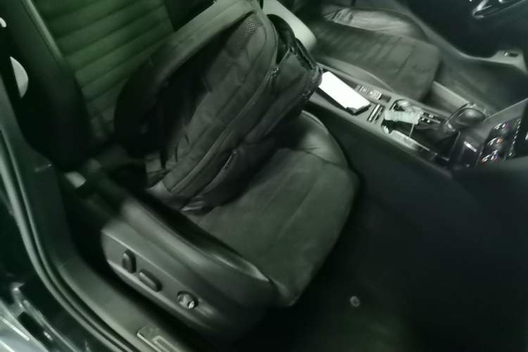Used Volkswagen Magotan 2017 330TSI DSG Luxury Model Right Front Seat