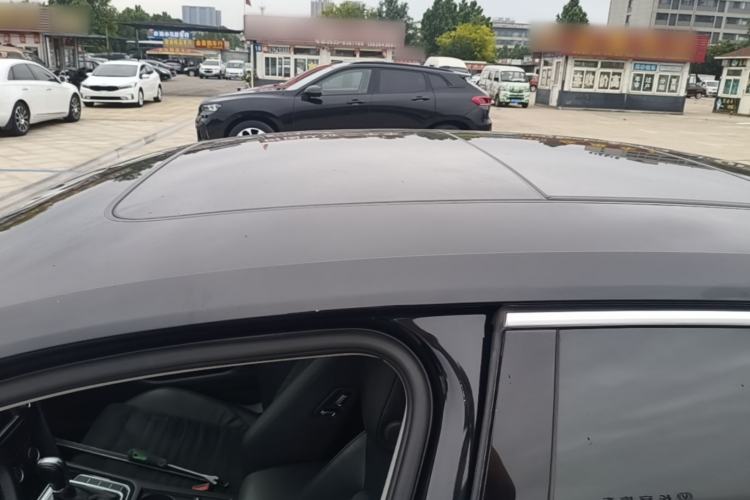 Used Volkswagen Magotan 2017 380TSI DSG Luxury Model Roof