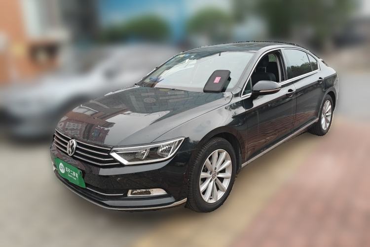 Used Volkswagen Magotan 2017 330TSI DSG Leading Model Guazi used car, China used car export, Used car for sale, Used cars, Cheapest cars for sale