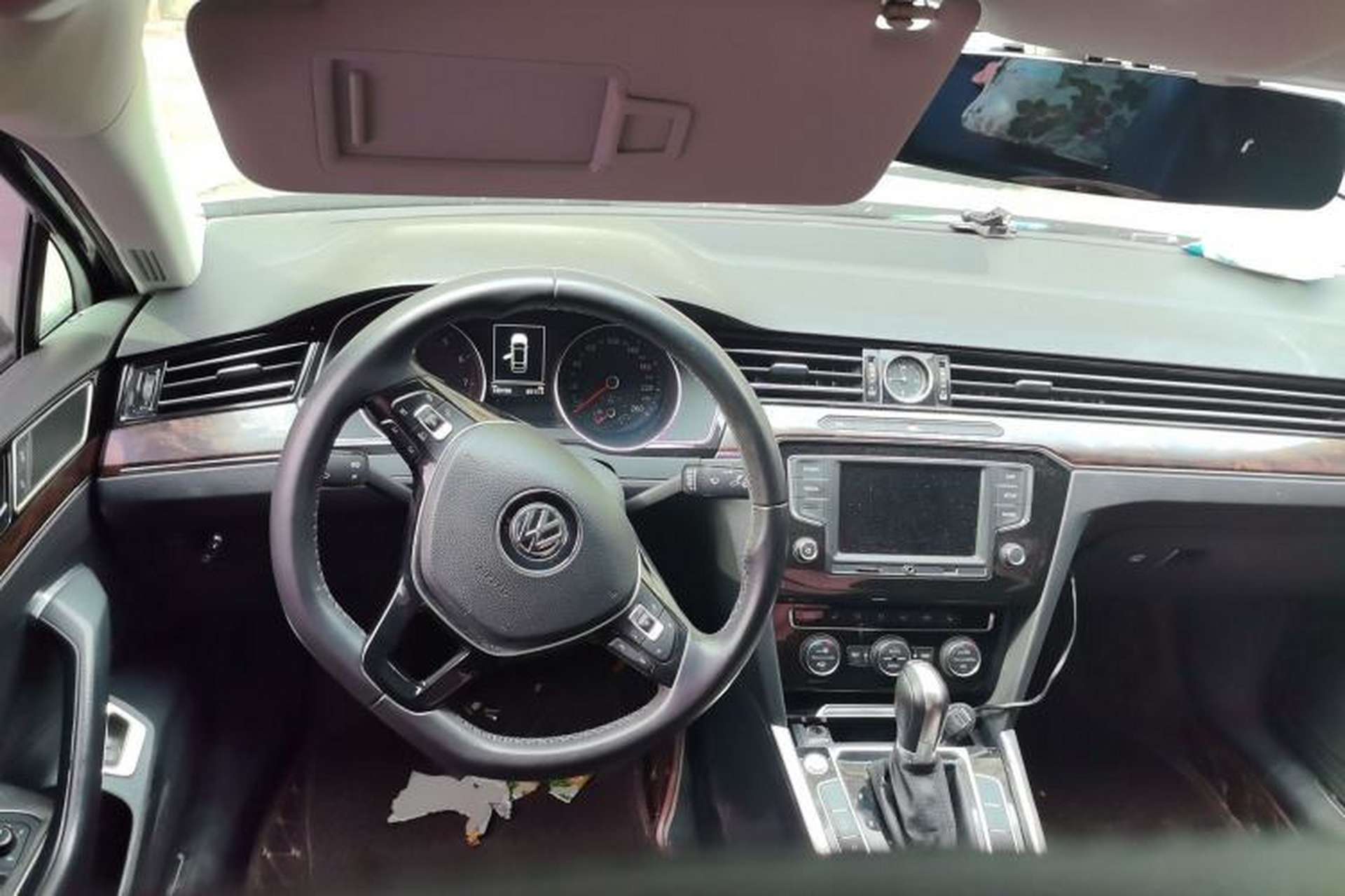 Used Volkswagen Magotan 2017 330TSI DSG Luxury Model Steering Wheel