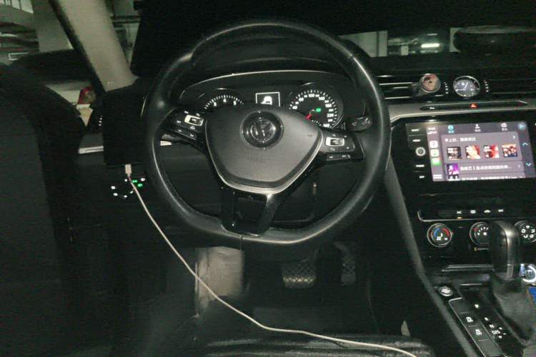 Used Volkswagen Magotan 2017 280TSI DSG Leading Edition Steering Wheel