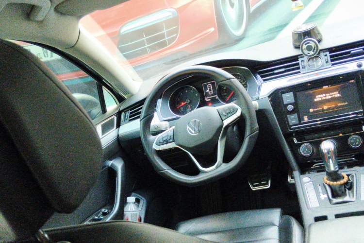 Used Volkswagen Magotan 2017 330TSI DSG Leading Model Steering Wheel