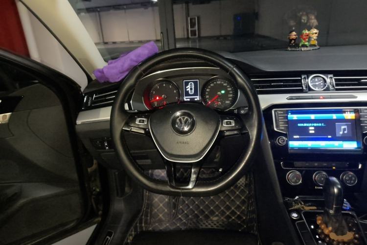 Used Volkswagen Magotan 2017 330TSI DSG Leading Model Steering Wheel